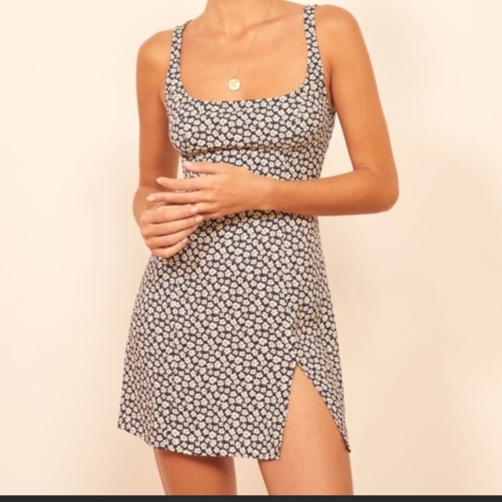 Reformation Noha Dress in Quito size 4